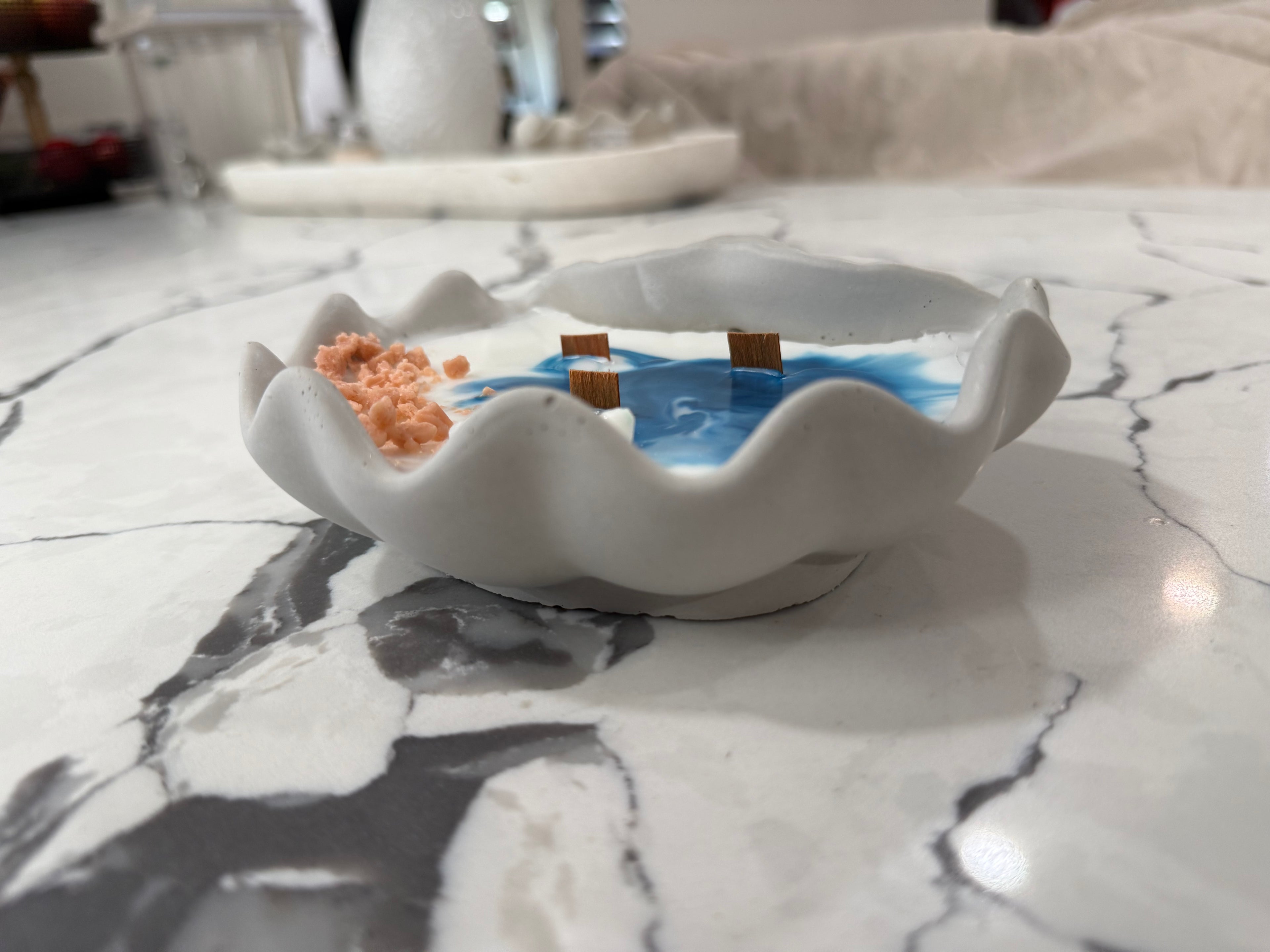 Large Sea Shell Cement Candle