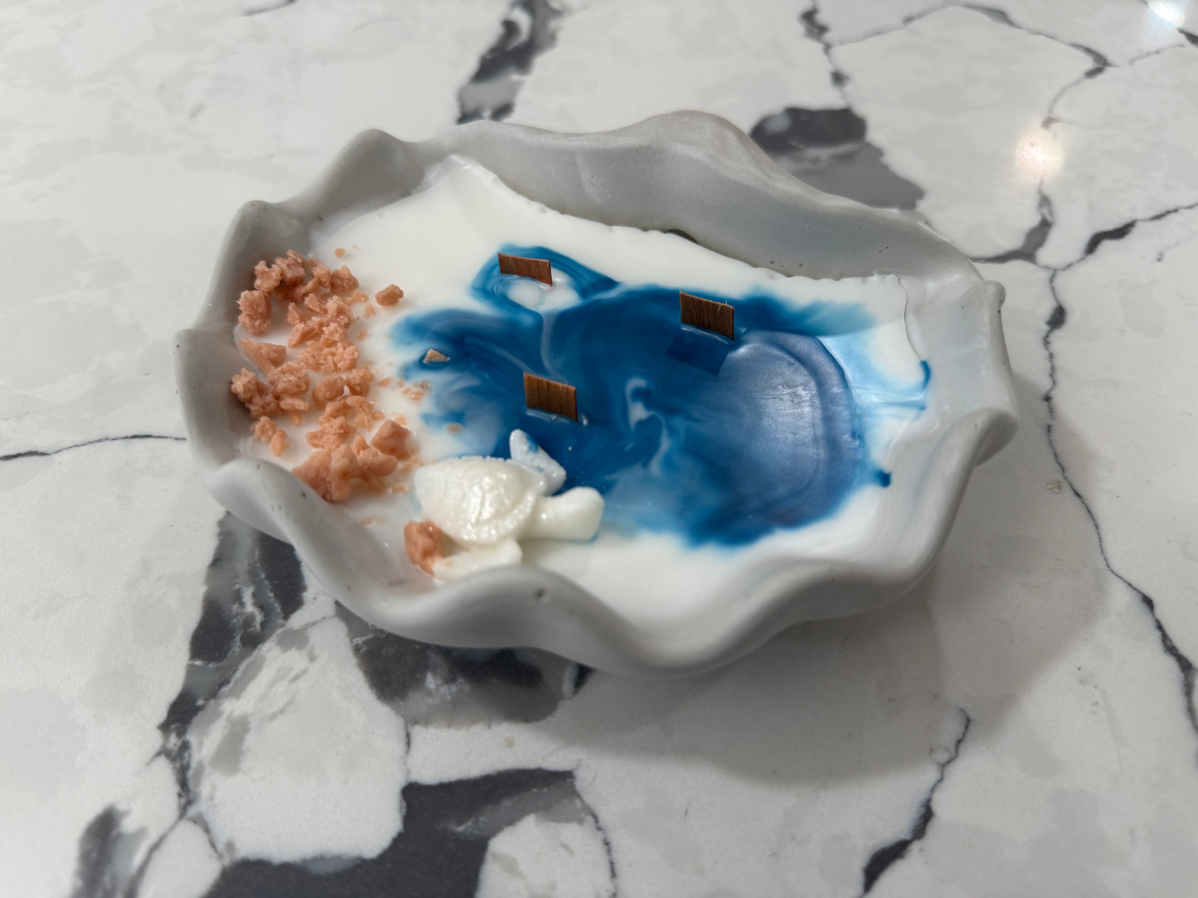 Large Sea Shell Cement Candle