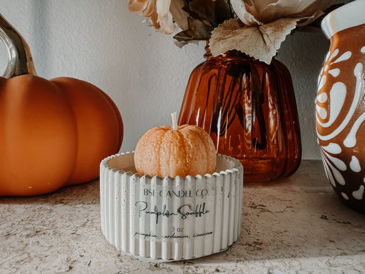 Pumpkin mini candle
