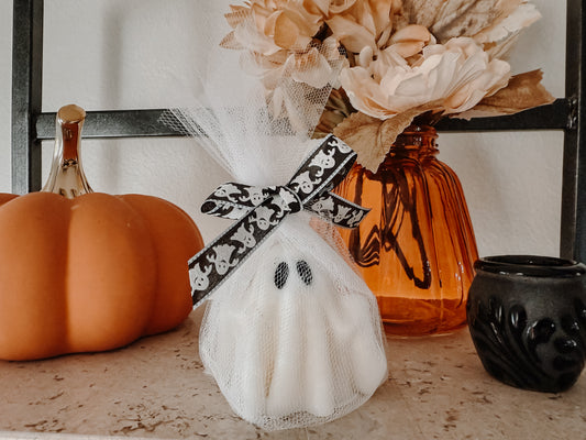 Ghost pillar candle